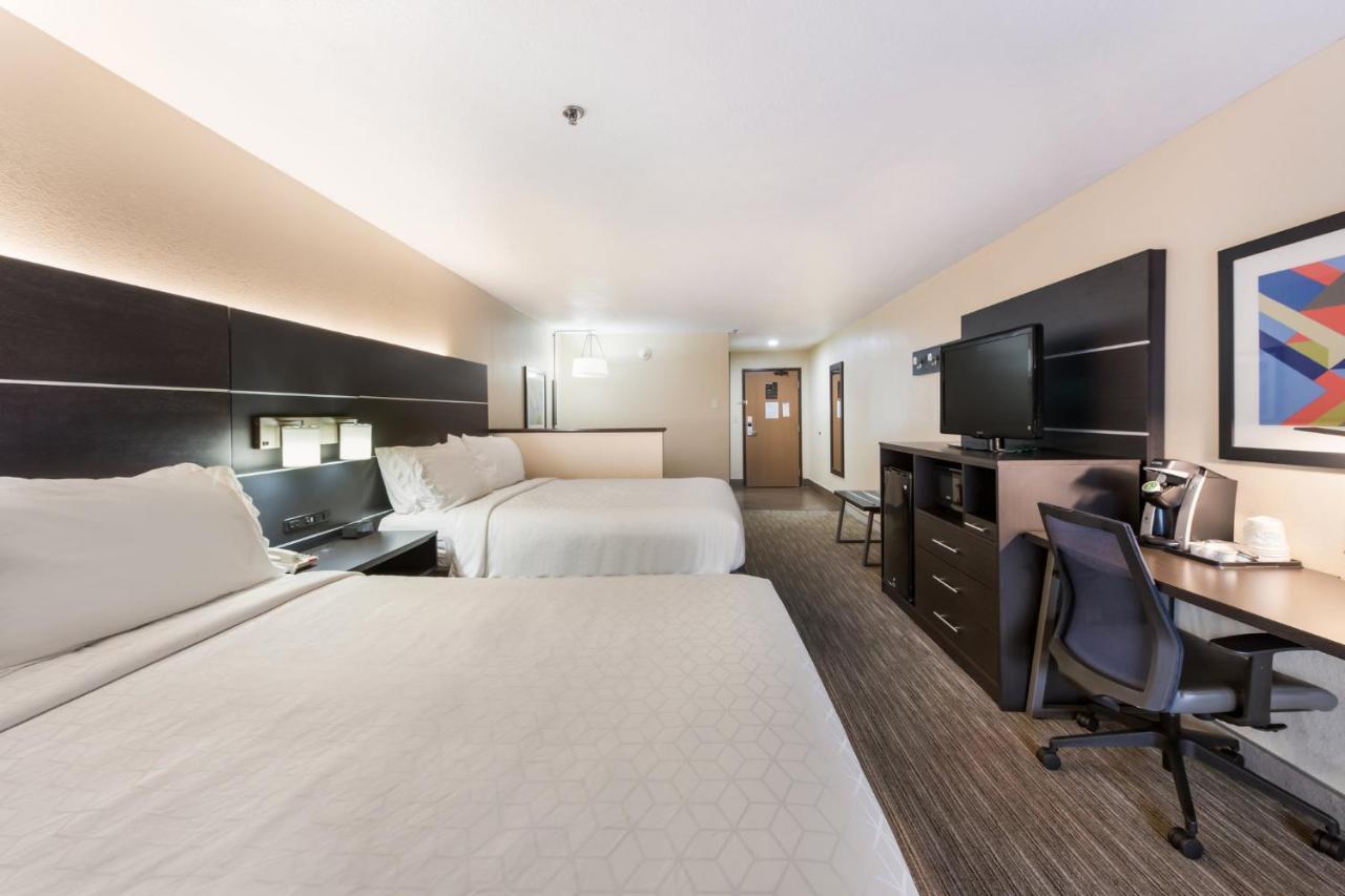 Holiday Inn Express London-I-70 By Ihg Екстер'єр фото