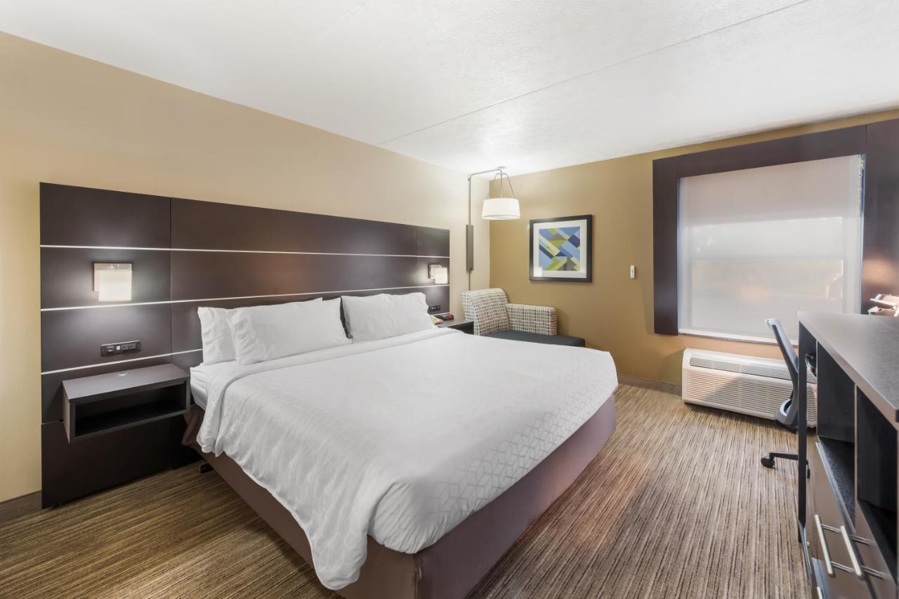 Holiday Inn Express London-I-70 By Ihg Екстер'єр фото