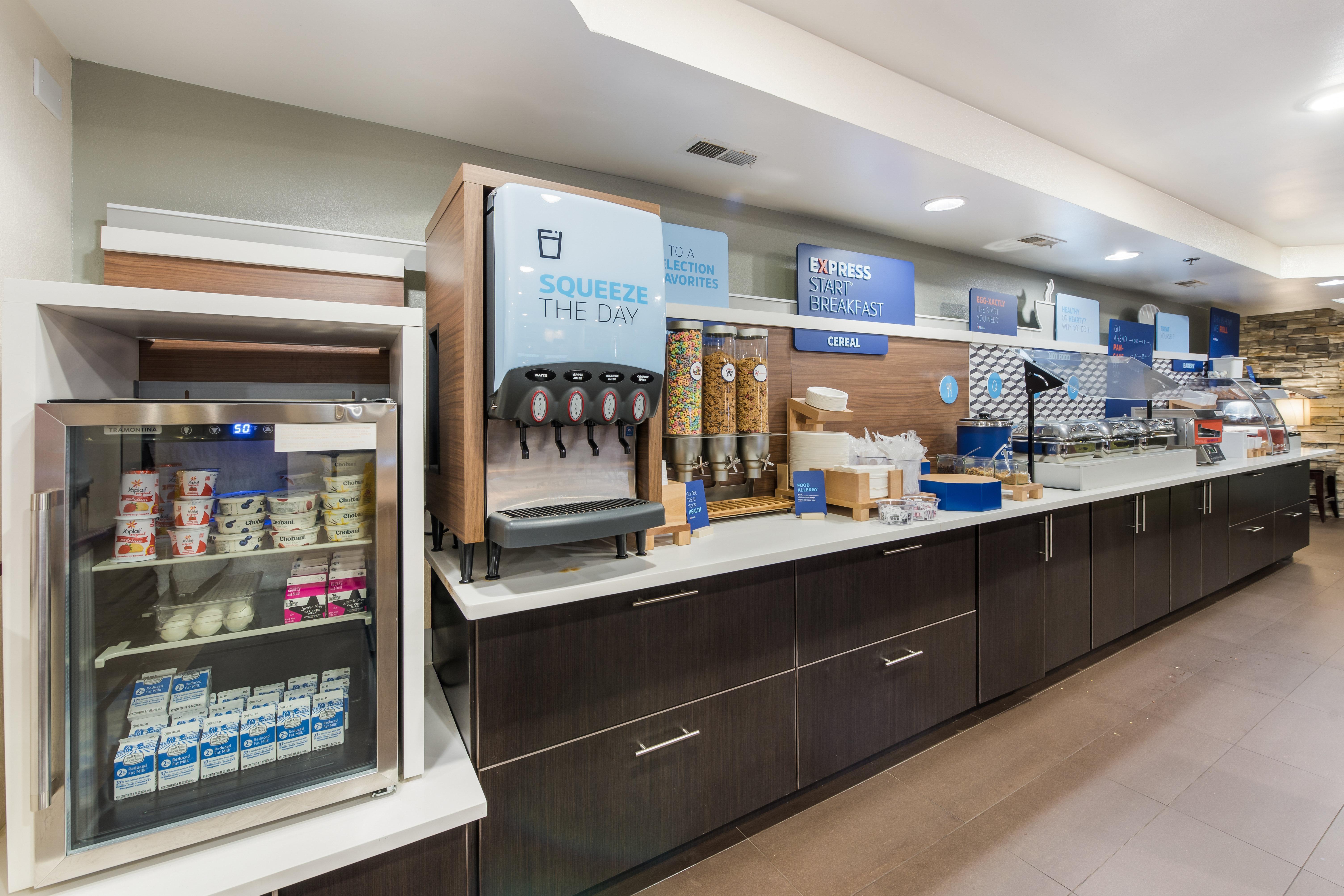 Holiday Inn Express London-I-70 By Ihg Екстер'єр фото
