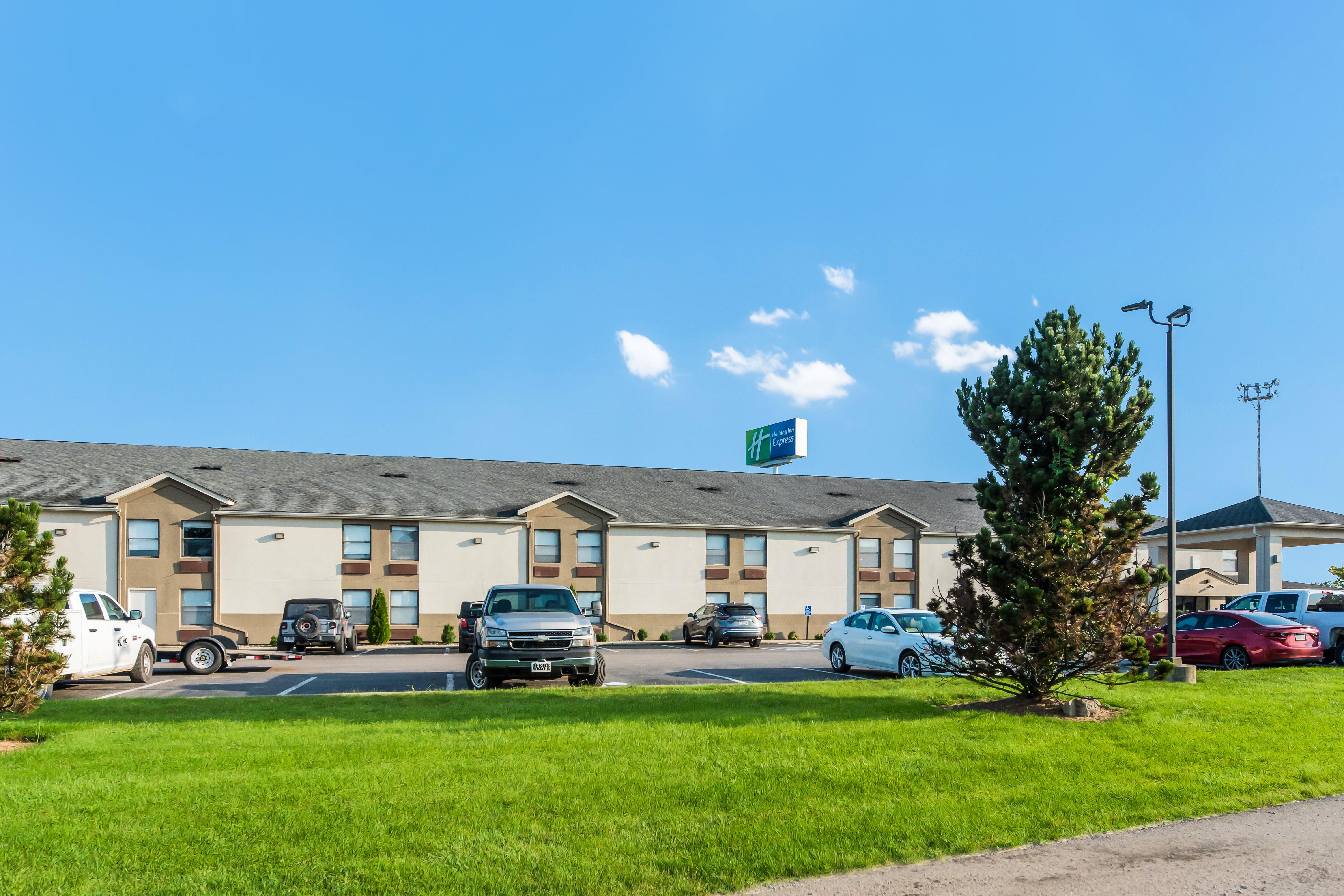 Holiday Inn Express London-I-70 By Ihg Екстер'єр фото