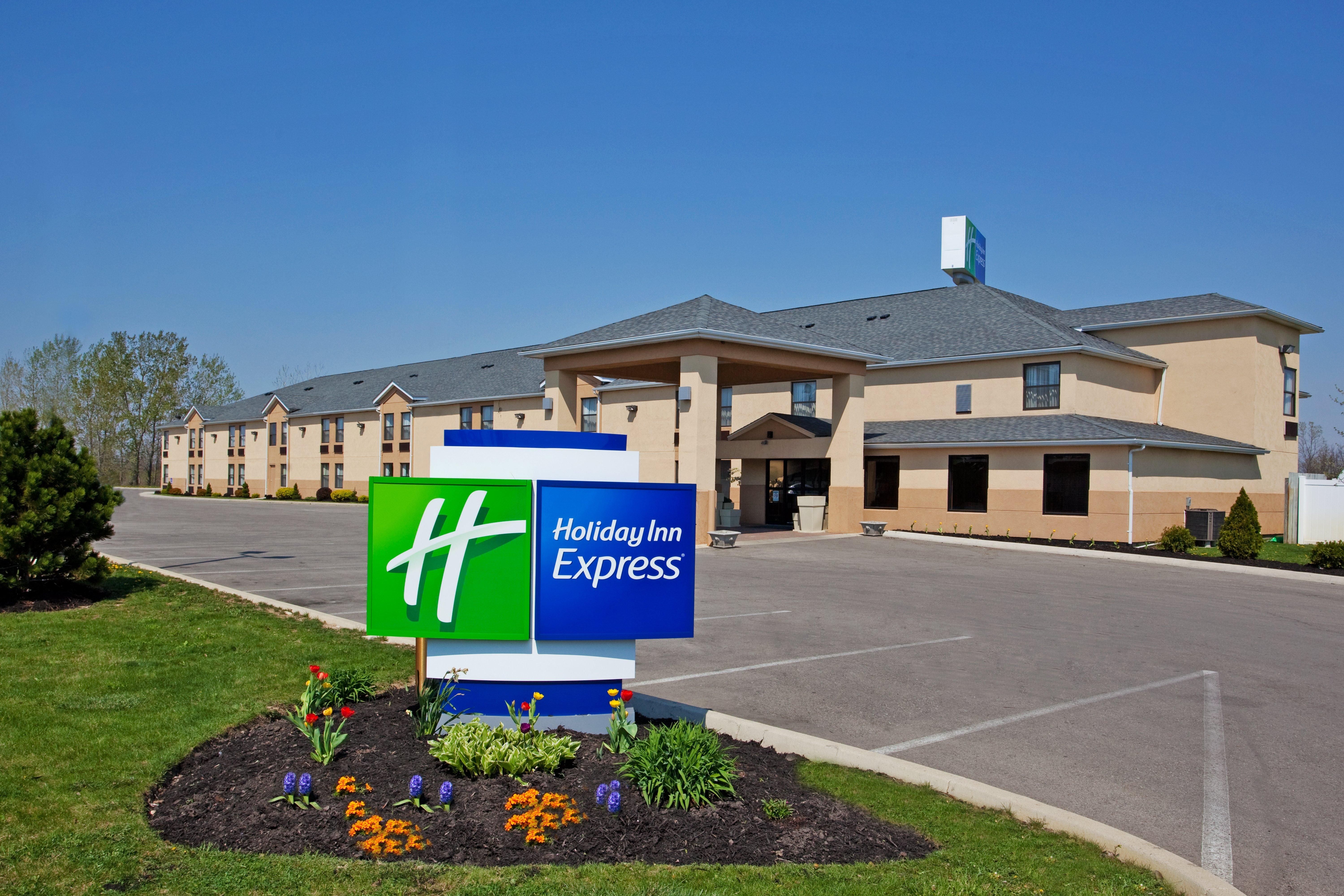 Holiday Inn Express London-I-70 By Ihg Екстер'єр фото