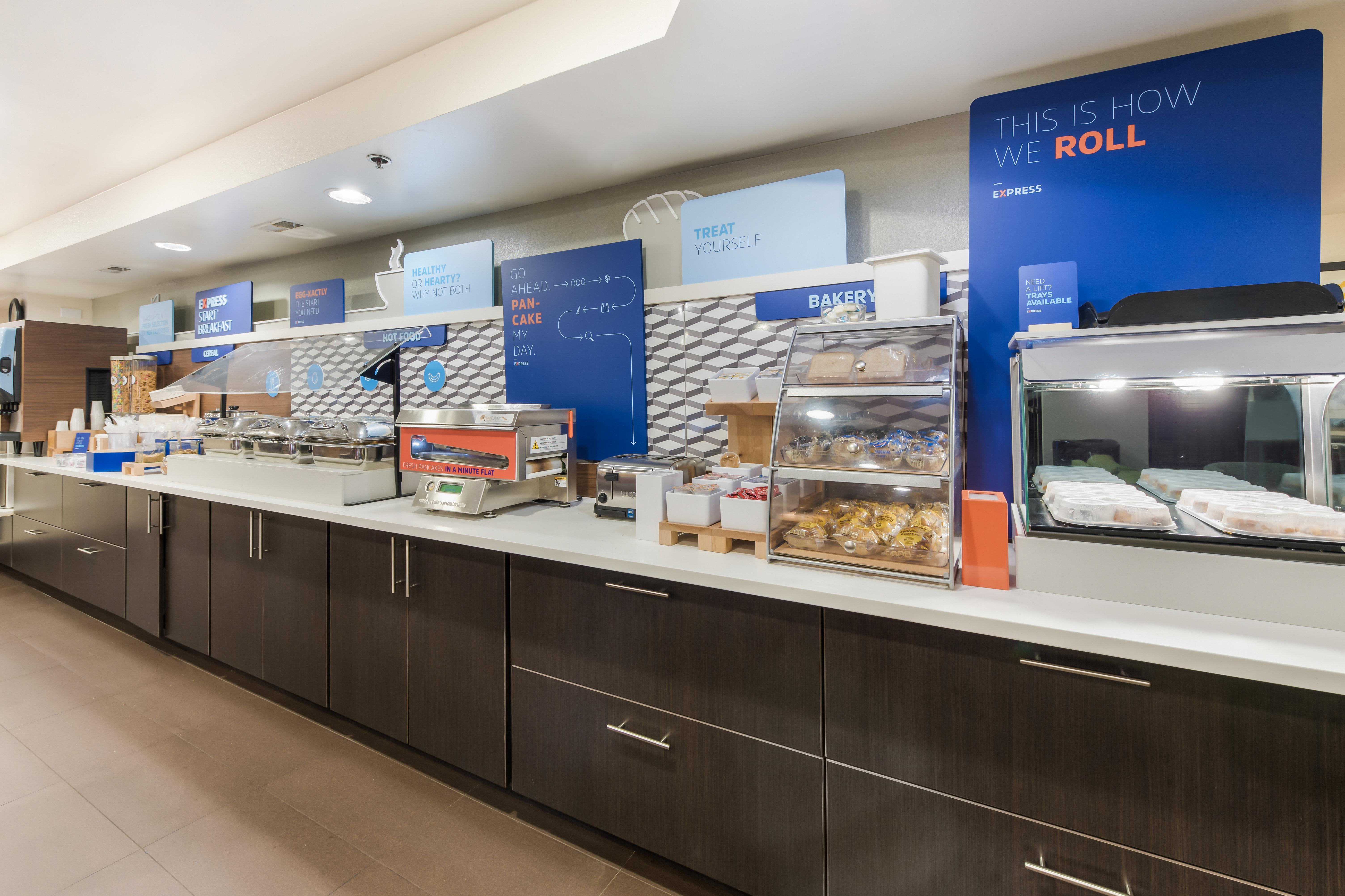 Holiday Inn Express London-I-70 By Ihg Екстер'єр фото