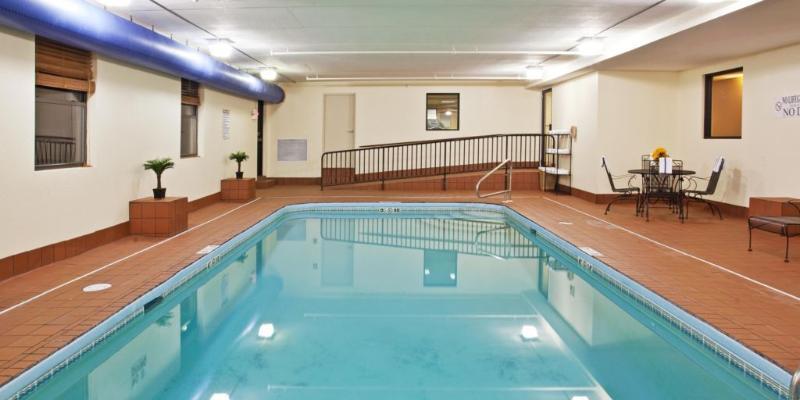 Holiday Inn Express London-I-70 By Ihg Екстер'єр фото
